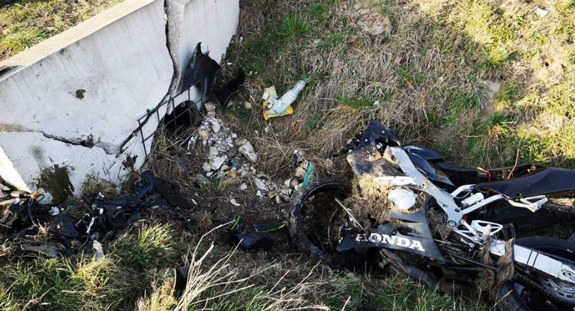 Motocyklista zginął w wypadku pod Wrocławiem