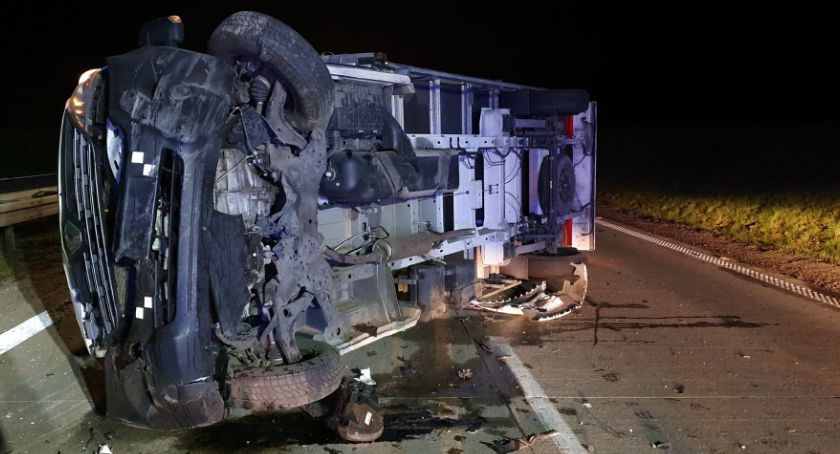 Zderzenie dwóch busów na autostradzie A4