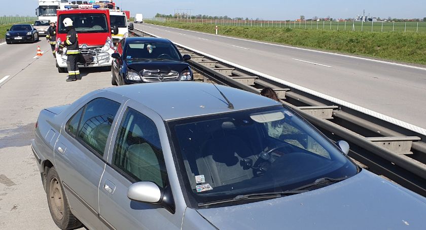 Autostrada A4 - Dwie kolizje z udziałem pięciu samochodów
