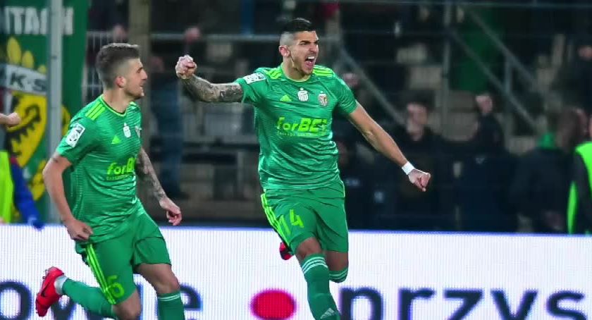 Śląsk pokonał na wyjeździe Miedź Legnica i zapewnił sobie utrzymanie w ekstraklasie