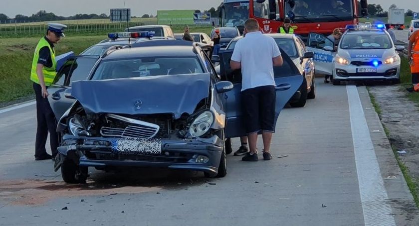 Olbrzymi korek po wypadku na autostradzie A4 pod Wrocławiem