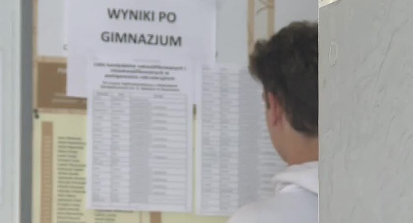 Dyrektorzy podsumowują pierwszy etap rekrutacji do szkół średnich