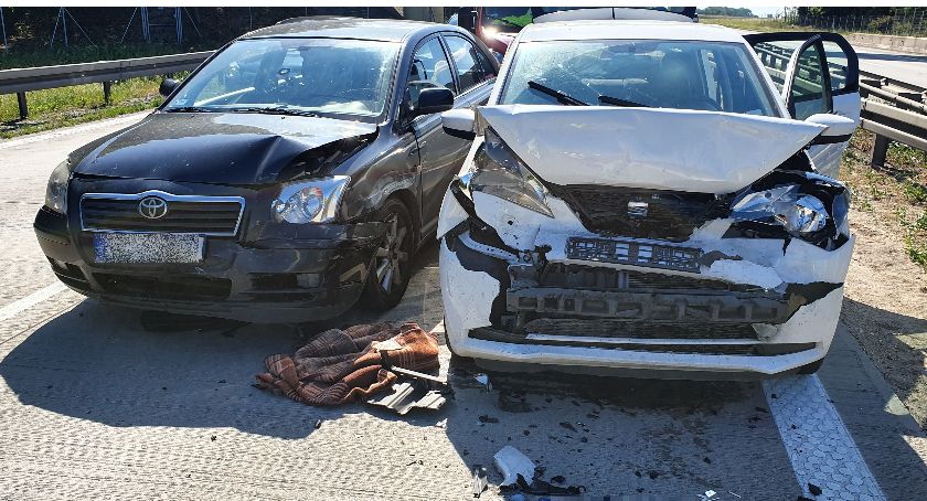Zderzenie trzech aut na autostradzie A4. Ogromne utrudnienia.