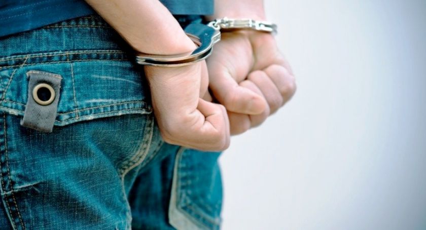 Sprawcy kradzieży zatrzymani przez wrocławskich policjantów