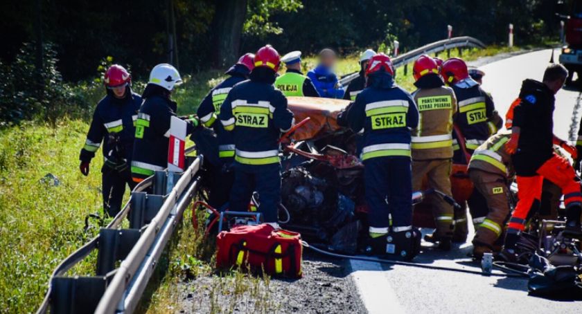  Groźny wypadek na krajowej ósemce