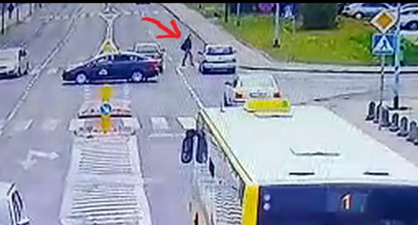 Potrącona na pasach, takich zdarzeń coraz więcej
