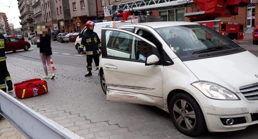 Kolizja Golfa z Mercedesem na Kościuszki
