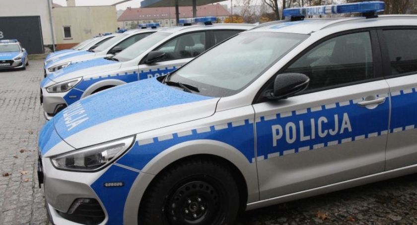 Nowe radiowozy dla policjantów garnizonu dolnośląskiego
