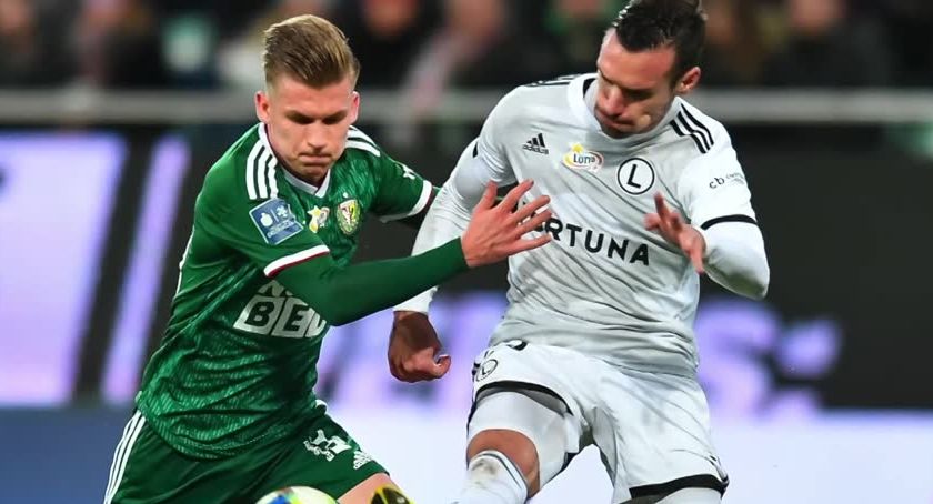 Ekstraklasa. Śląsk Wrocław przegrał u siebie z Legią Warszawa, więc nie wróci na pozycję lidera