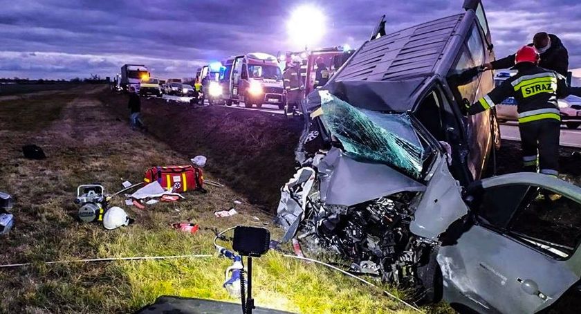 Dziewięć osób poszkodowanych w wypadku na autostradzie A4
