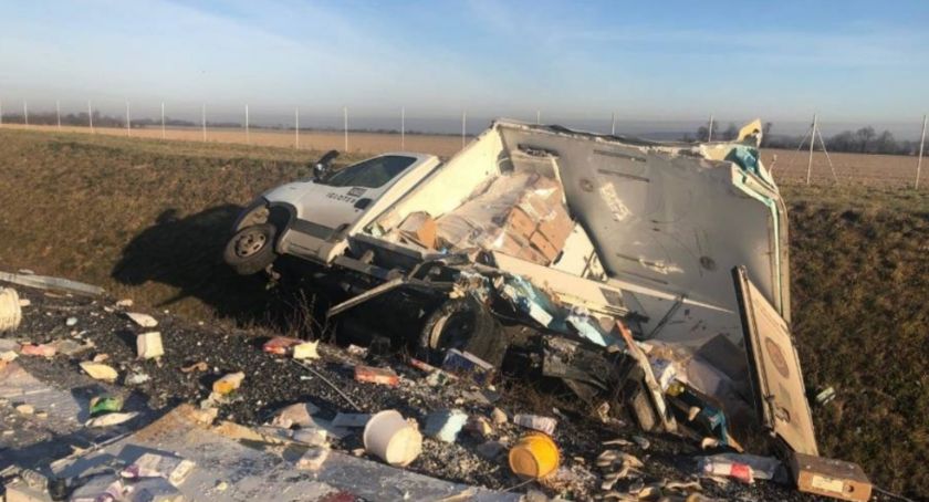 [Aktualizacja foto] Wypadek na autostradzie A4 pod Legnicą