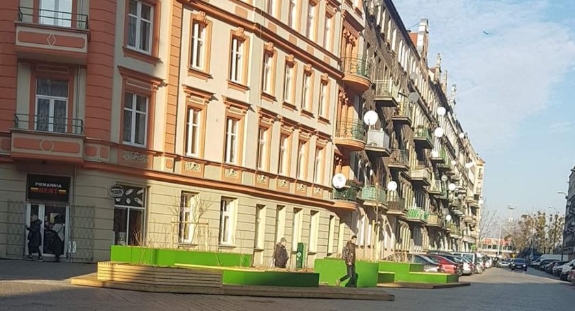 Wrocław buduje ogródki na... skrzyżowaniach!
