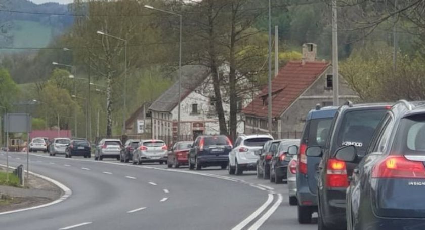 Remont przejazdu kolejowego na ulicy Żernickiej