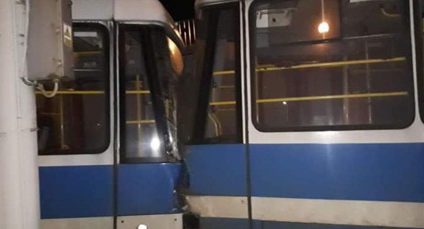 Jeden tramwaj wjechał w drugi na ulicy Lotniczej 