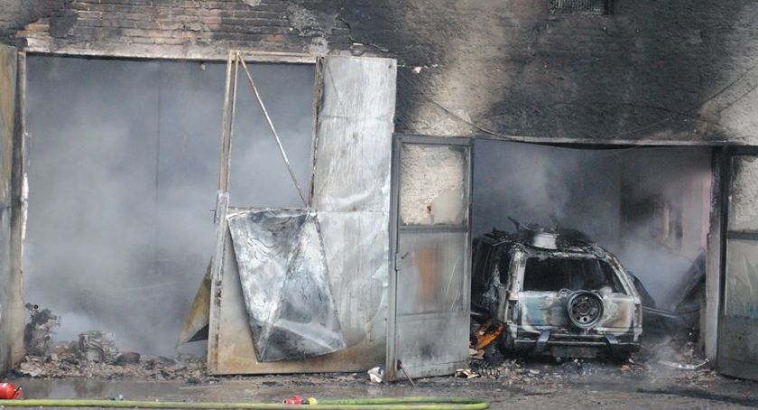 Spłonął warsztat samochodowy