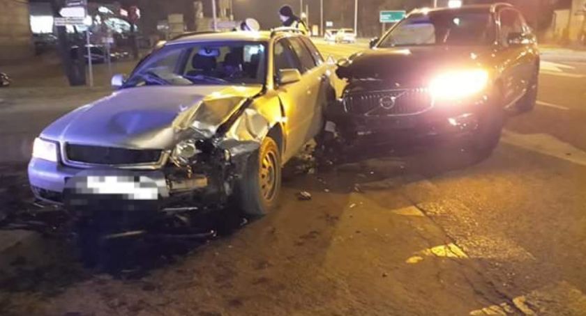 Zderzenie dwóch pojazdów w Bielanach Wrocławskich