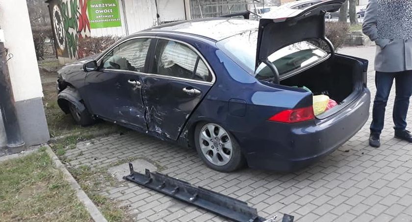 Po kolizji omal nie wjechał do warzywniaka