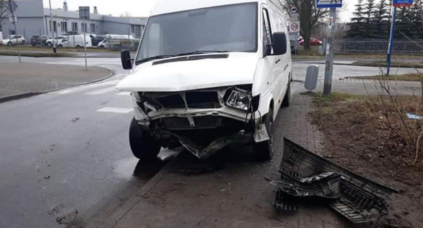 Kolizja na Wilanowskiej we Wrocławiu