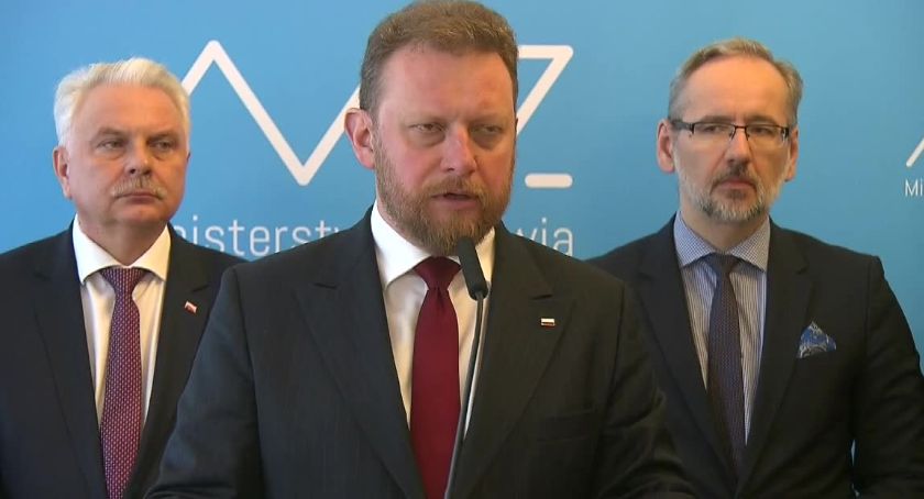 Minister zdrowia przypomina, że za złamanie kwarantanny domowej grozi odpowiedzialność administracyjna lub karna