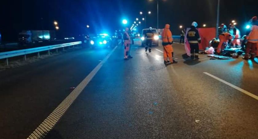 Potrącenie człowieka na A4. Poszkodowany zabrany przez LPR
