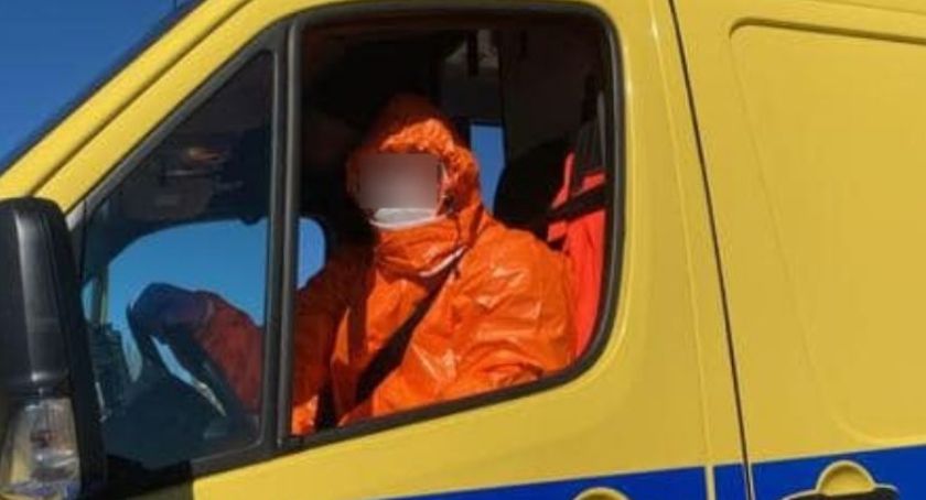 Zmarł pacjent szpitala na Fieldorfa. Wyników jeszcze nie ma.
