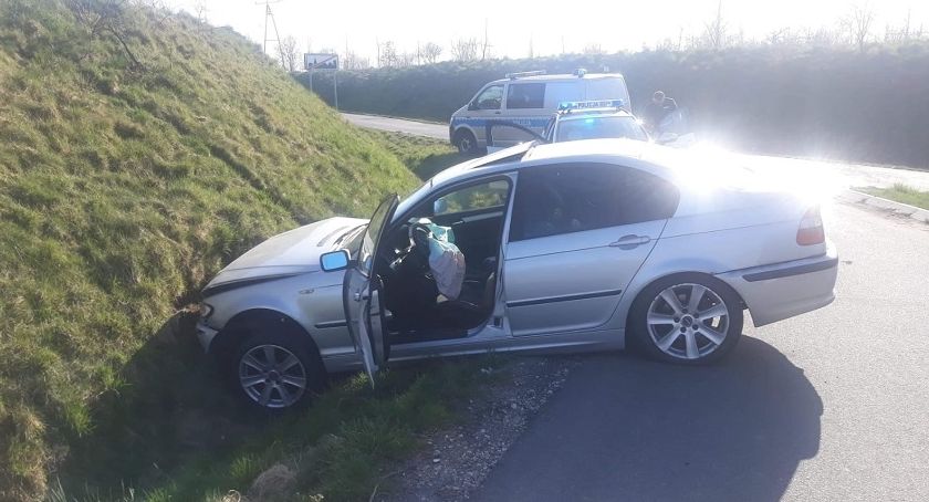 Ukradł samochód i... wjechał nim do rowu