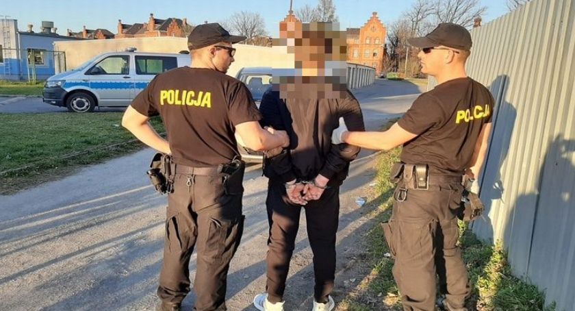 Ukrył narkotyki w pudełku po cukierkach 