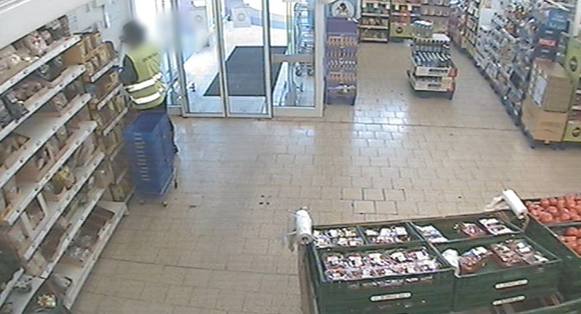 Miała zajmować się ochroną obiektu, a „zajęła się” cudzym portfelem z pieniędzmi