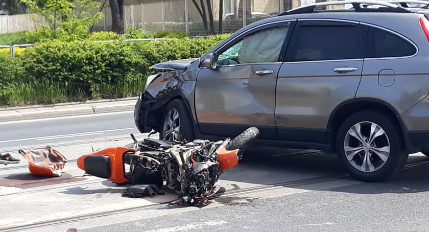 Wypadek na Hubskiej. Motocyklista zderzył się z samochodem.