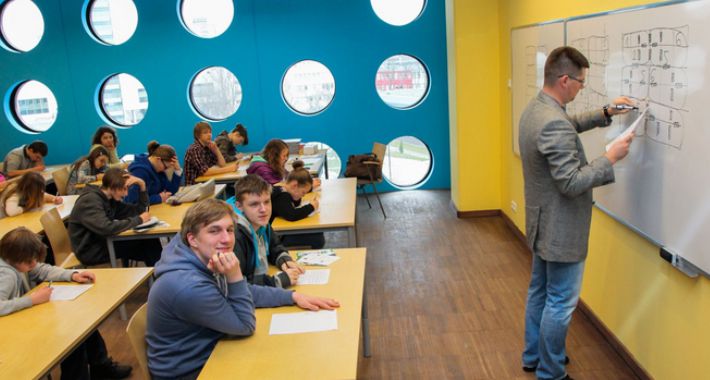 300 uczniów startuje jutro w ZSA Politechniki
