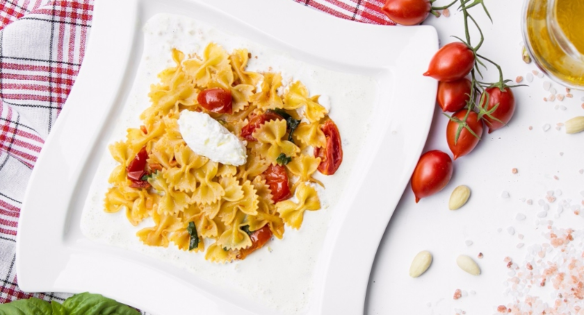 Włoska uczta podczas jarmarku europa na widelcu - Barilla