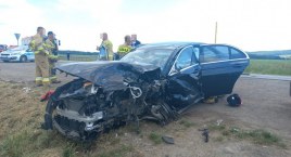 Czołowe zderzenie na DK5. Jedna osoba walczy o życie&hellip;