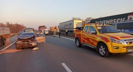 Zapatrzyła się na kolizję, spowodowała wypadek. A4 w&hellip;