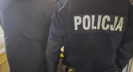 Atak w komendzie. 55-latek za kratami po napaści na …