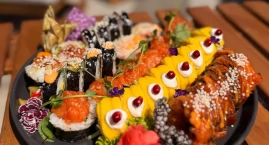Zjesz pizzę, ramen albo sushi i pomożesz bezdomnym z&hellip;