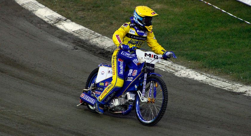 W środku tygodnia jeździli i sparowali. Podium zawodnika GUKS-u (aktualizacja)