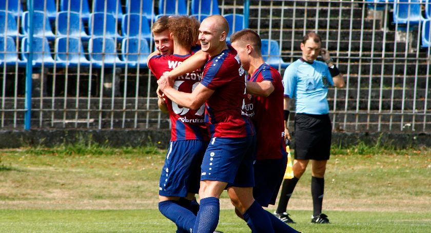 Ze sportem od soboty do poniedziałku. Żużel, piłka ręczna i nożna. W Częstochowie nie pojadą
