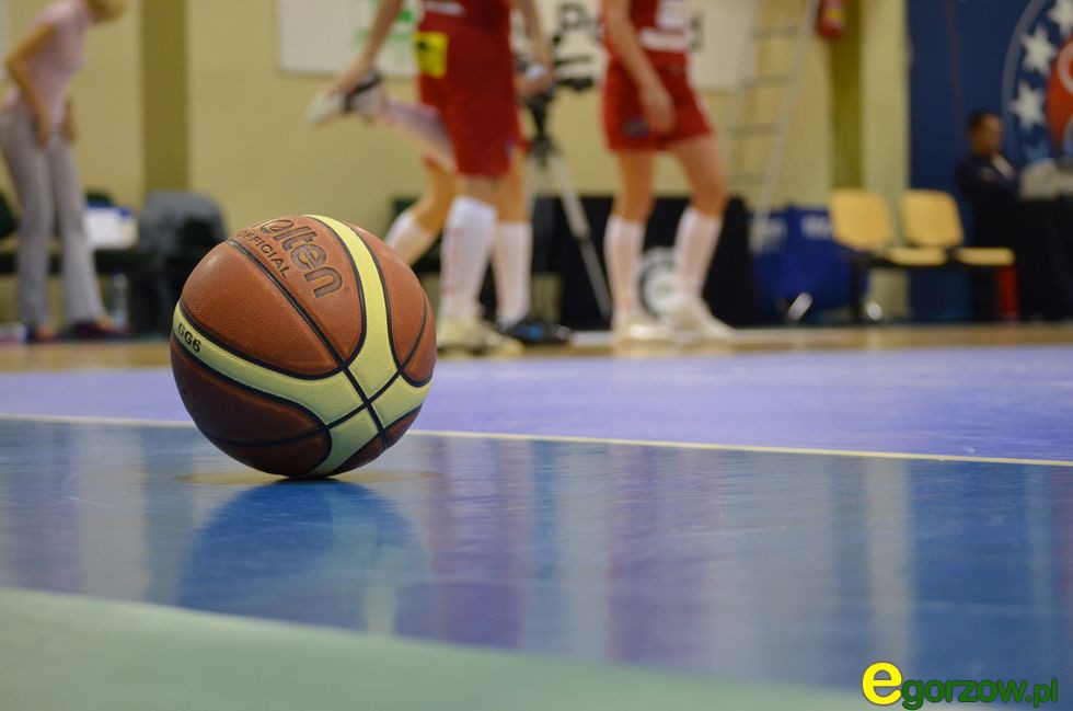 Żużlowcy dziękują sponsorom, ligowcy grają dalej