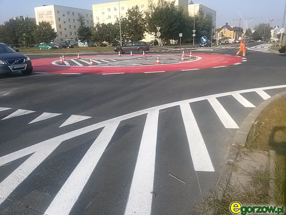 Poprawa bezpieczeństwa na rondzie tymczasowym  Okulickiego, Kombatantów