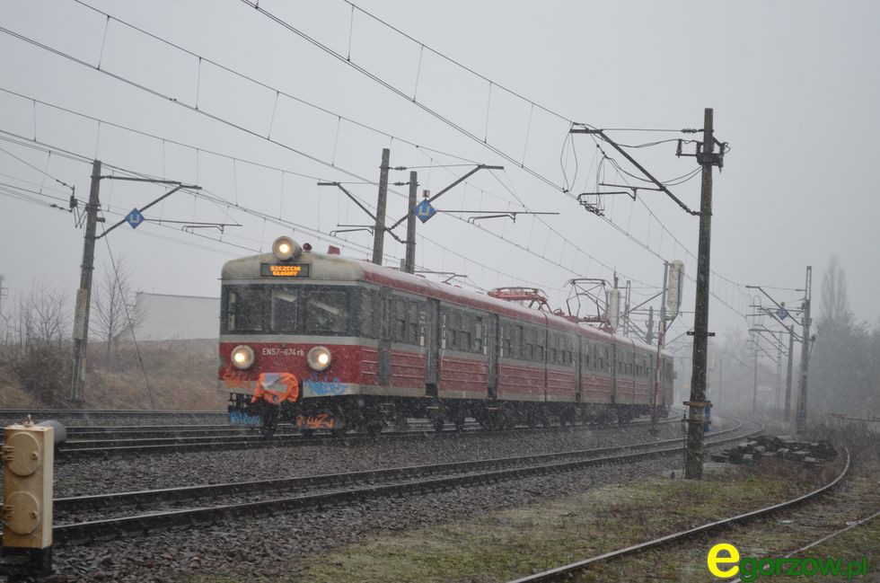 W Witnicy pociąg potrącił kobietę, zginęła na miejscu