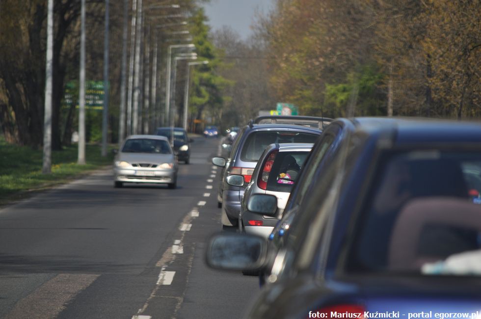 Wielkie problemy z dojazdem mieli wczoraj pracownicy zakładów w strefie ekonomicznej