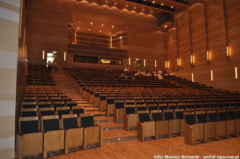 Koncert symfoniczny w Filharmonii 19.02.2016, godz.19.00