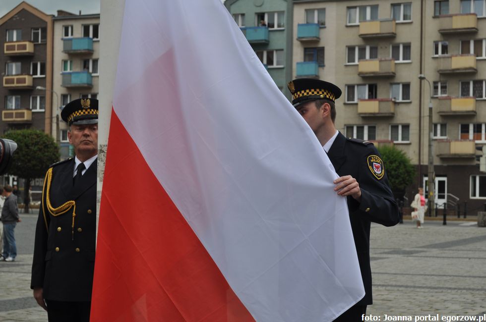 Utrudnienia w ruchu związane z uroczystościami 11 listopada
