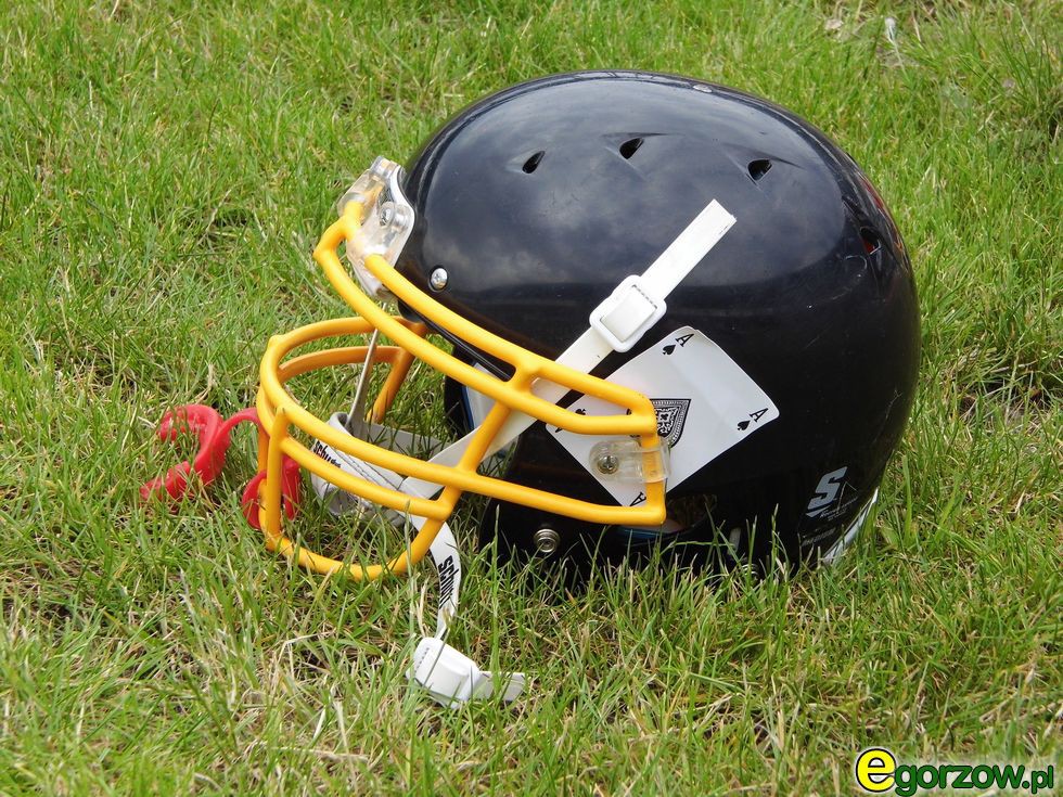 Stal wygrała z Falcons i czeka na pozostałe wyniki