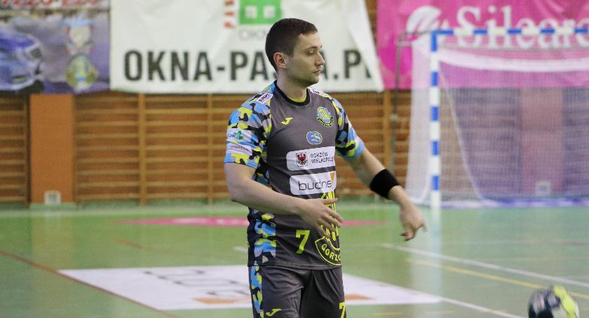 Grali awansem i wygrali. Gwardia pokonana