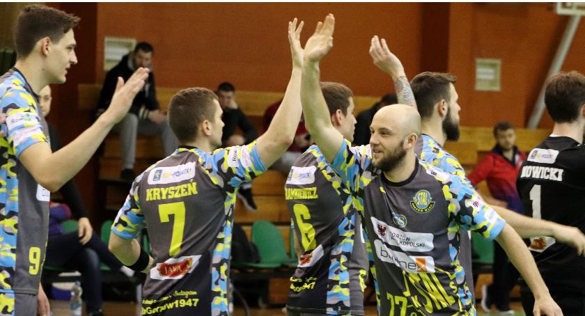Szczypiorniści znów w piątek. Siatkarskie derby i sporo wyjazdów