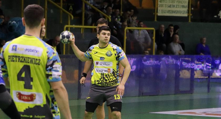 Emocje do końca i Stal pokonała lidera