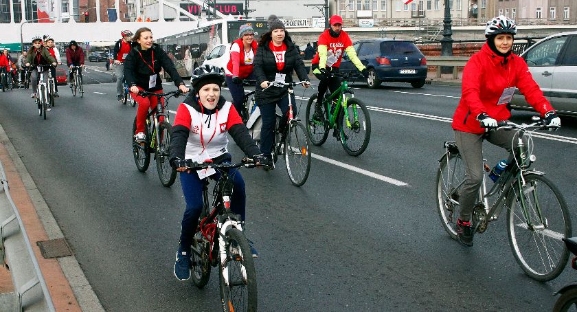 Świątecznie, ale też wciąż ligowo. Sportowcy kończą rok 2019