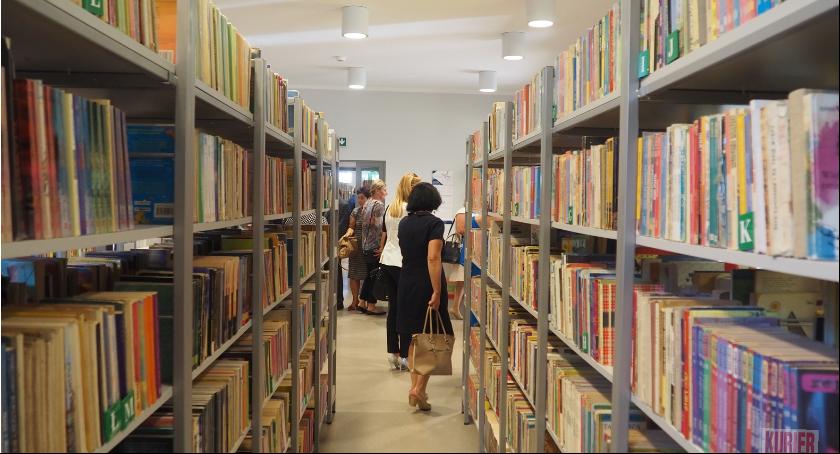 Biblioteka w nowych progach