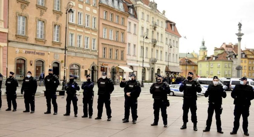 Przedsiębiorca: dobrodziej państwa i jego wróg